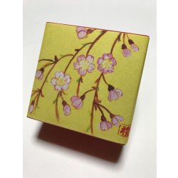 画像1: ちりめん山椒小箱入　【枝垂れ桜(きいろ)】　＊季節限定デザイン＊