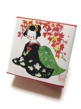 画像: ちりめん山椒小箱入　【紅葉と舞妓】　＊季節限定デザイン＊