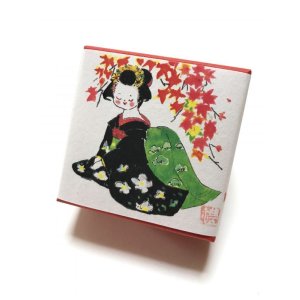 画像: ちりめん山椒小箱入　【紅葉と舞妓】　＊季節限定デザイン＊